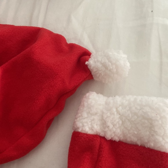COPY - Carter’s Santa costume for baby 9M red - Picture 8 of 8